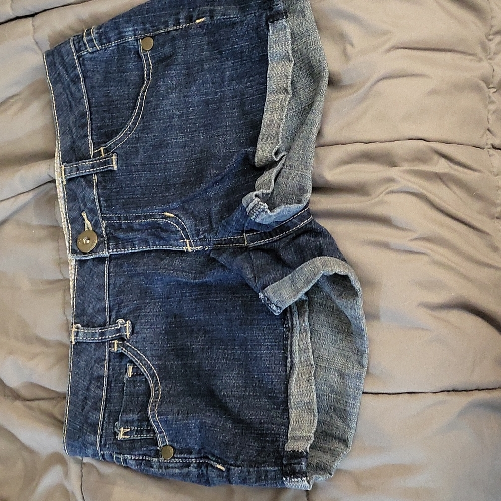 Arizona med rise jean shorts